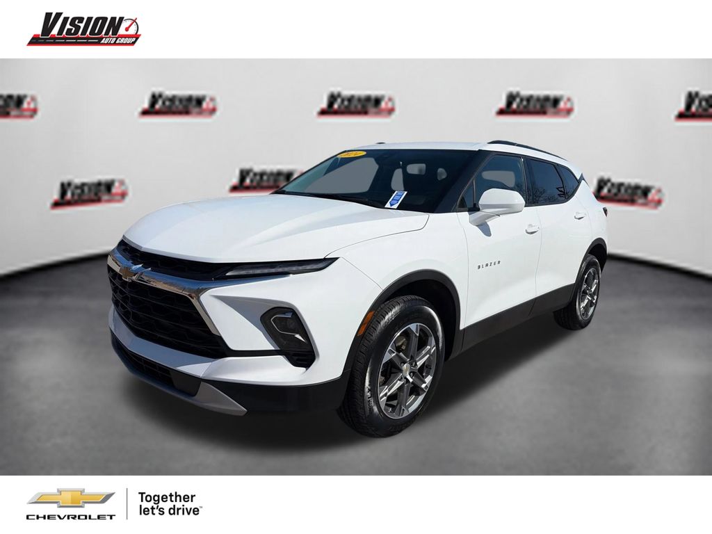Summit White 2024 Chevrolet Blazer SUV / Crossover Front-Wheel Drive 9-Speed Automatic Overdrive