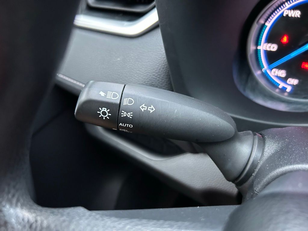 Thumbnail: 2025 Toyota RAV4 - 22