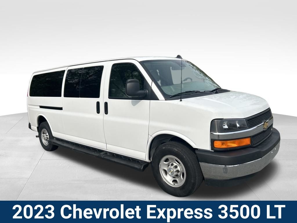 2023 Chevrolet Express 3500 LT Extended RWD
