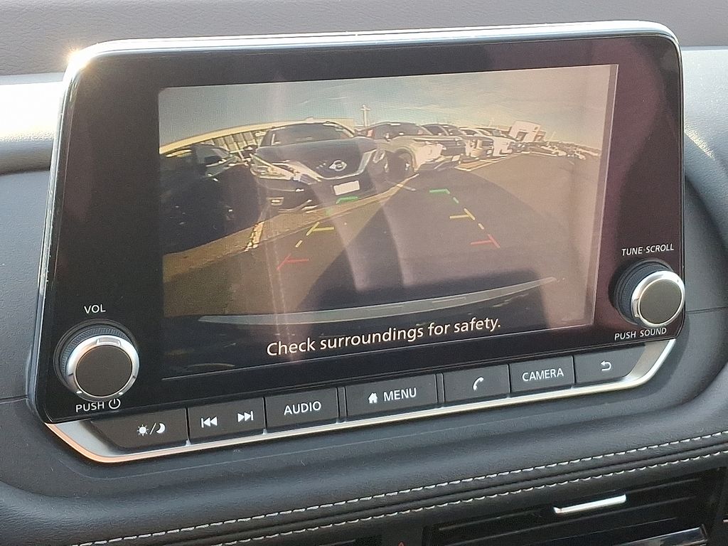 Thumbnail: 2022 Nissan Rogue - 18