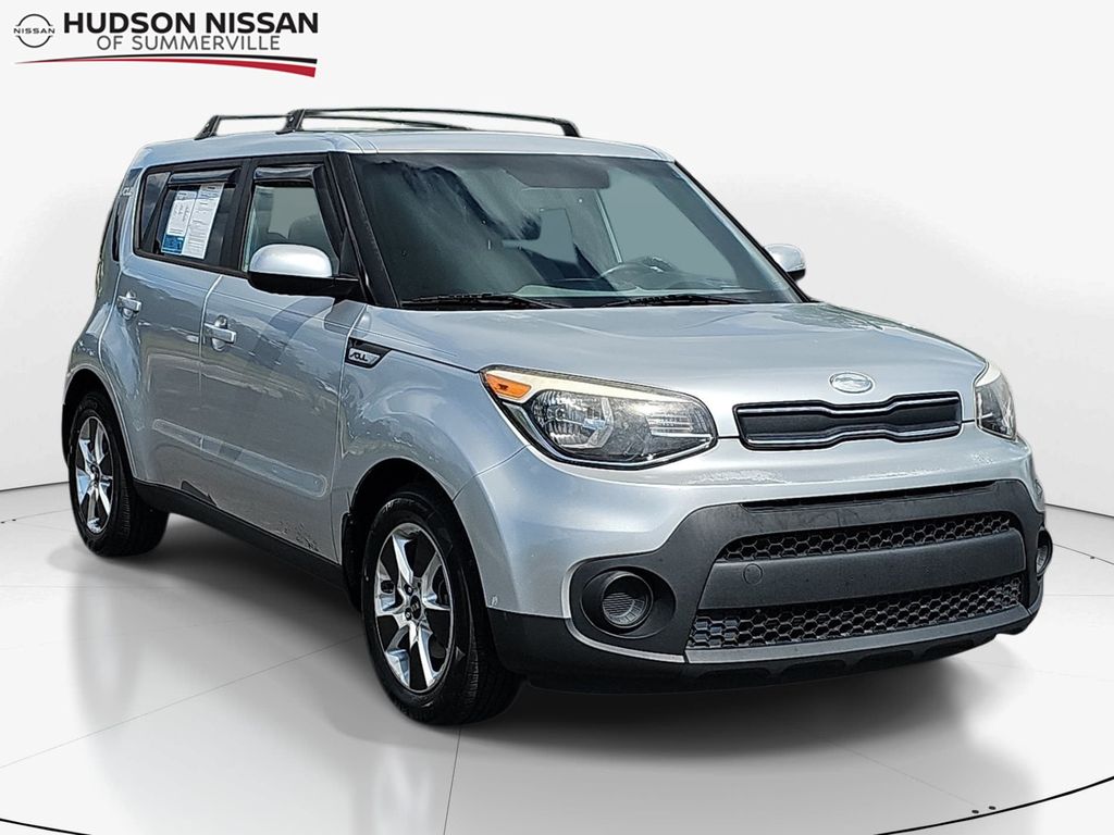 Bright Silver 2017 Kia Soul Wagon Front-Wheel Drive 6-Speed Automatic