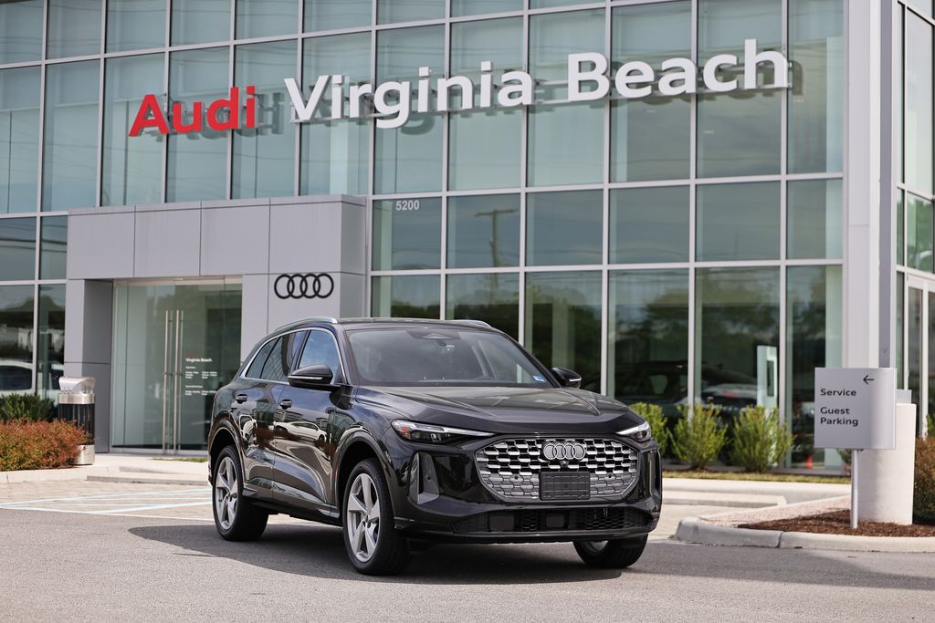 Mythos Black Metallic 2026 Audi Q5 SUV / Crossover All-Wheel Drive 7-Speed Automatic