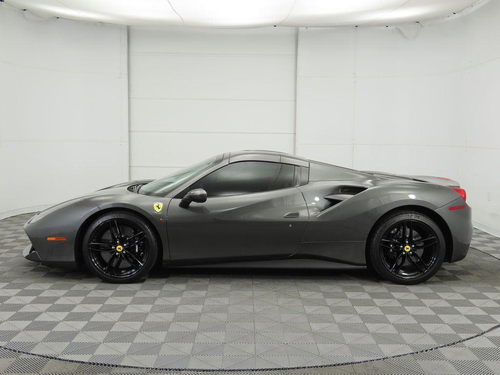 2018 Ferrari 488 Spider 16