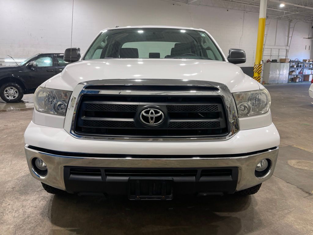 2010 Toyota Tundra Grade - Image 2