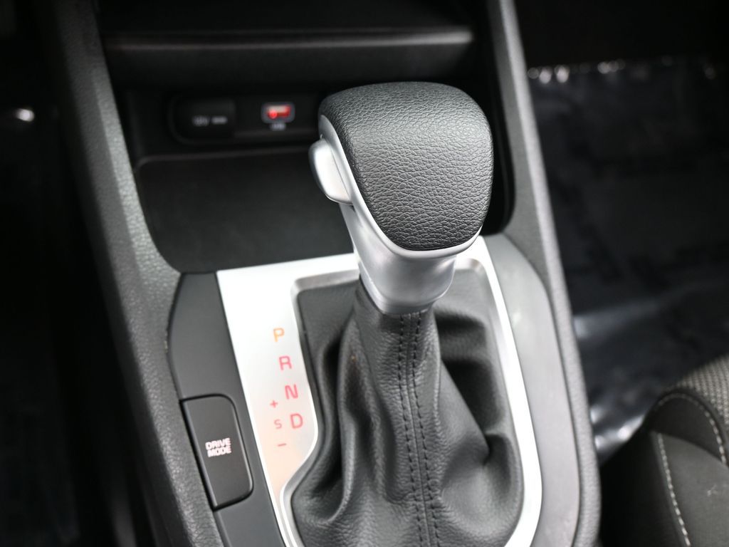 Used 2023 Fire Orange Kia LXS image 21