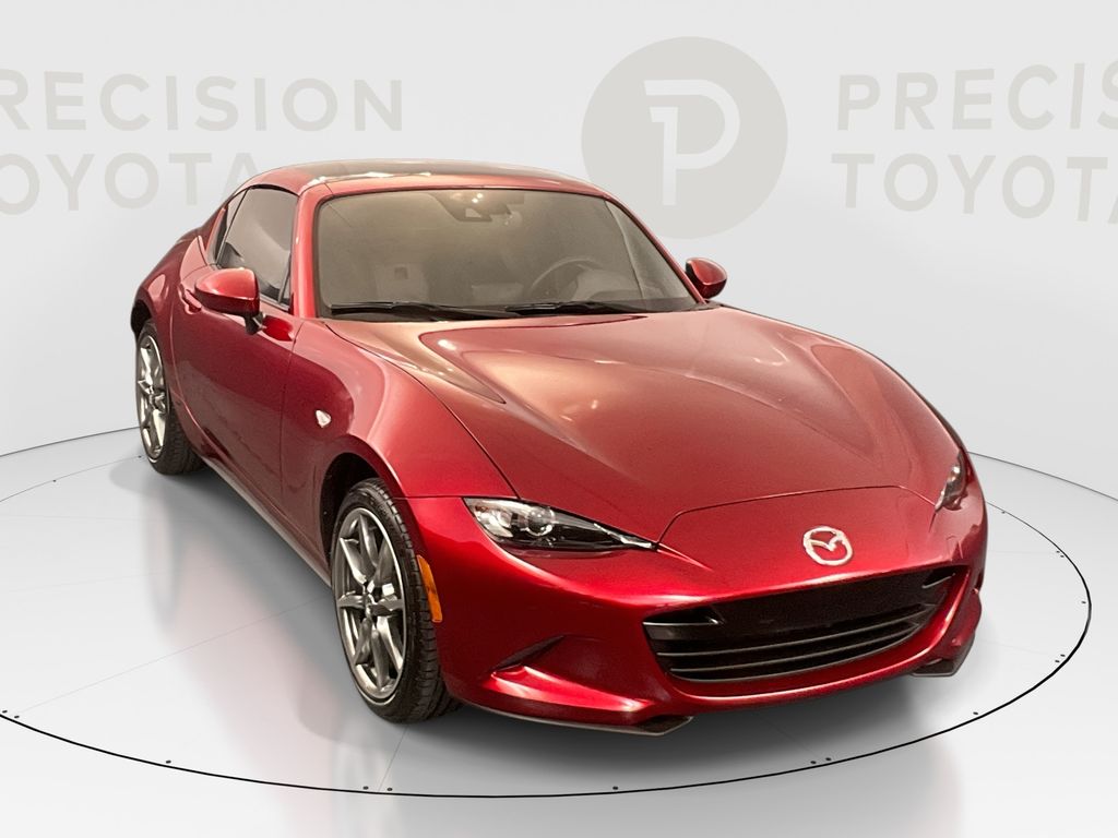 Soul Red Crystal Metallic 2022 Mazda MX-5 Miata Convertible Rear-Wheel Drive 6-Speed Manual