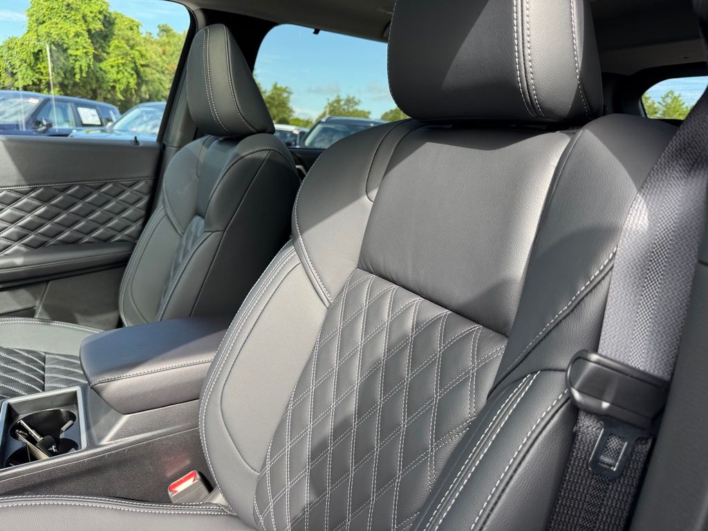 2025 Mitsubishi Outlander PHEV SEL photo 22