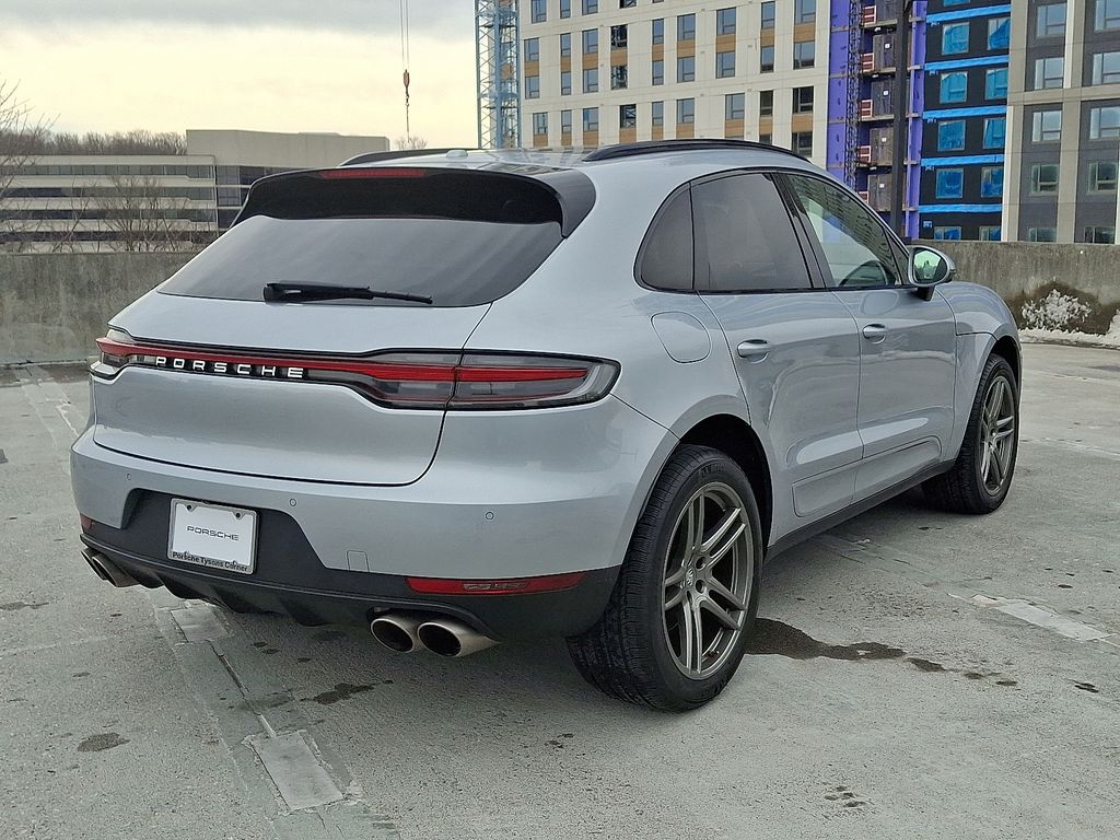 Thumbnail: 2020 Porsche Macan - 8