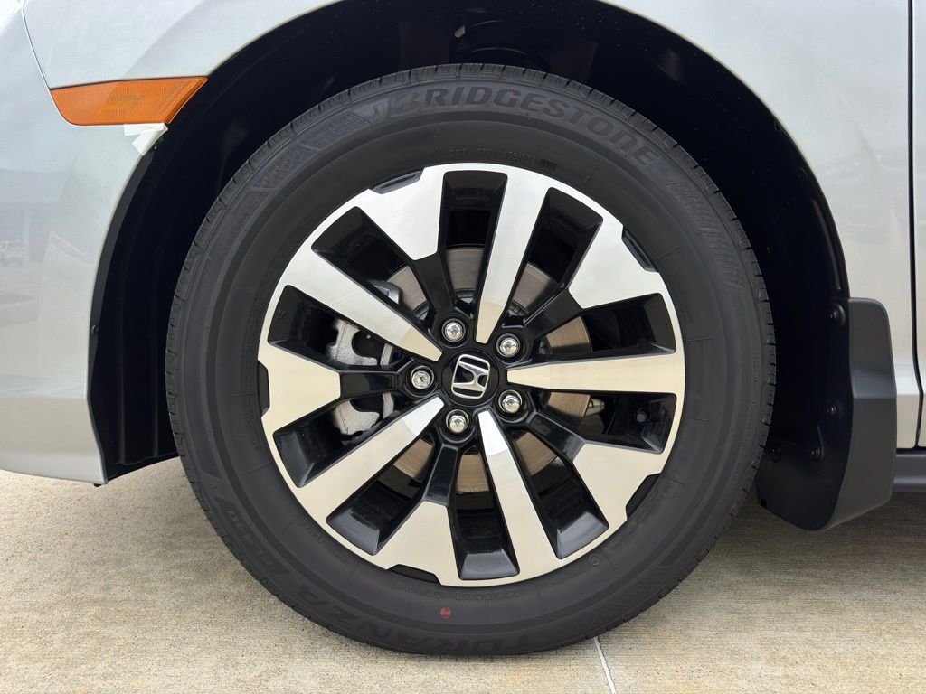 2026 Honda Odyssey EX-L Silver at Community Honda