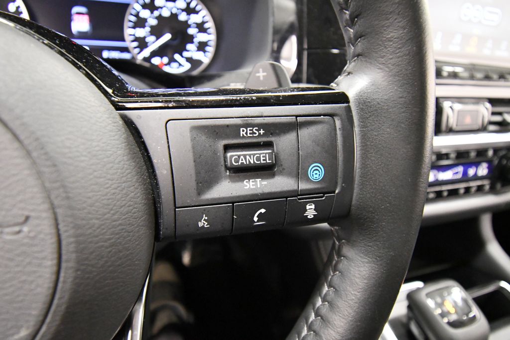 Used 2023 Nissan Pathfinder SUV