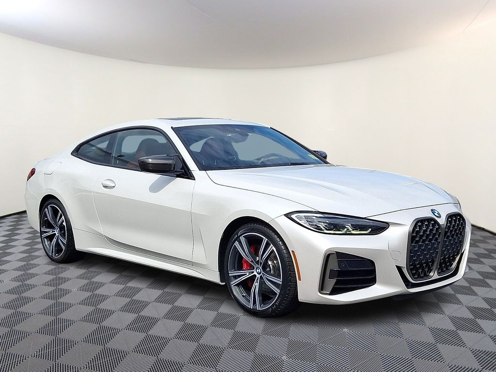 2021 BMW 4 Series Blanco (White Metallic) Coupé Tracción en las cuatro ruedas 8 velocidades Automática