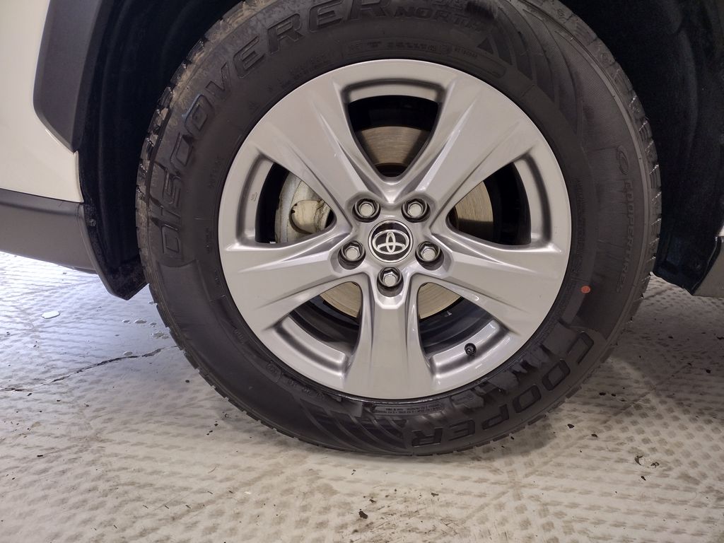 2023 Toyota RAV4 Hybrid LE