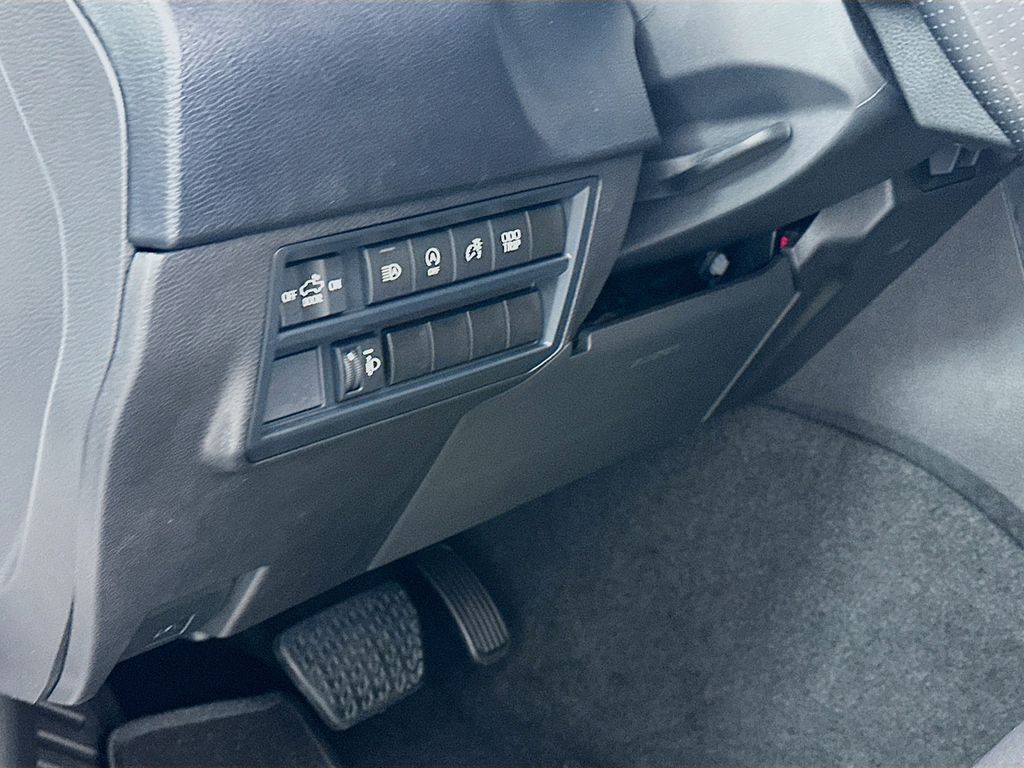 Thumbnail: 2025 Toyota Tundra - 10