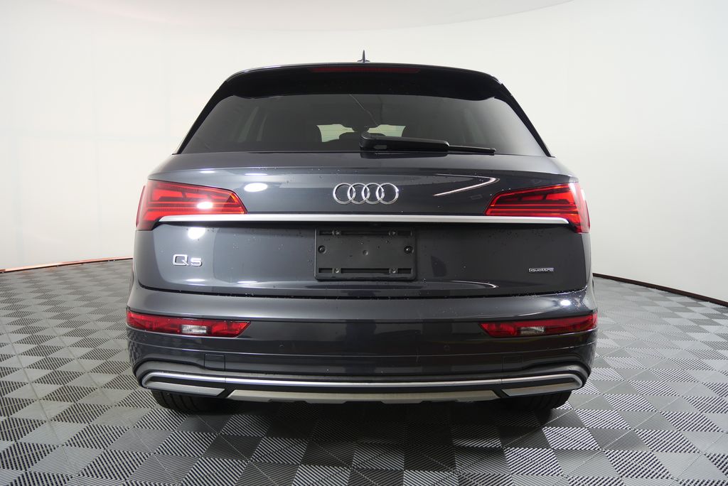 Thumbnail: 2021 Audi Q5 - 3