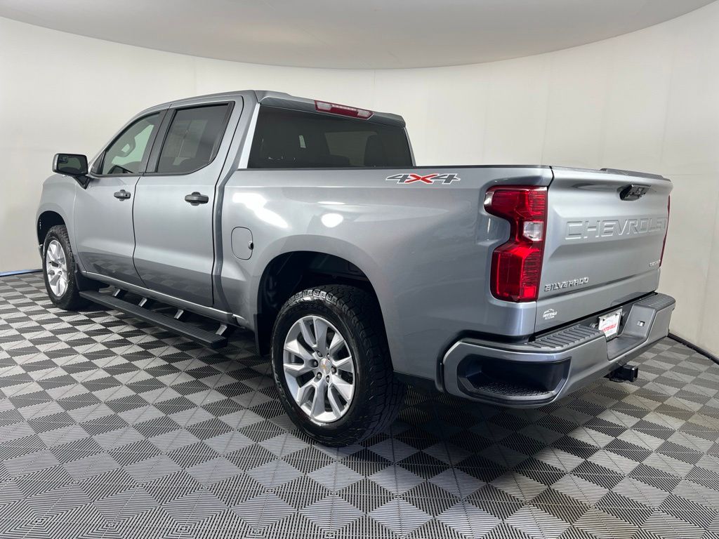 Thumbnail: 2023 Chevrolet Silverado 1500 - 11