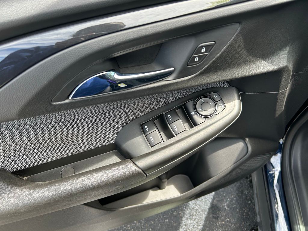 2021 Chevrolet TrailBlazer LS 24