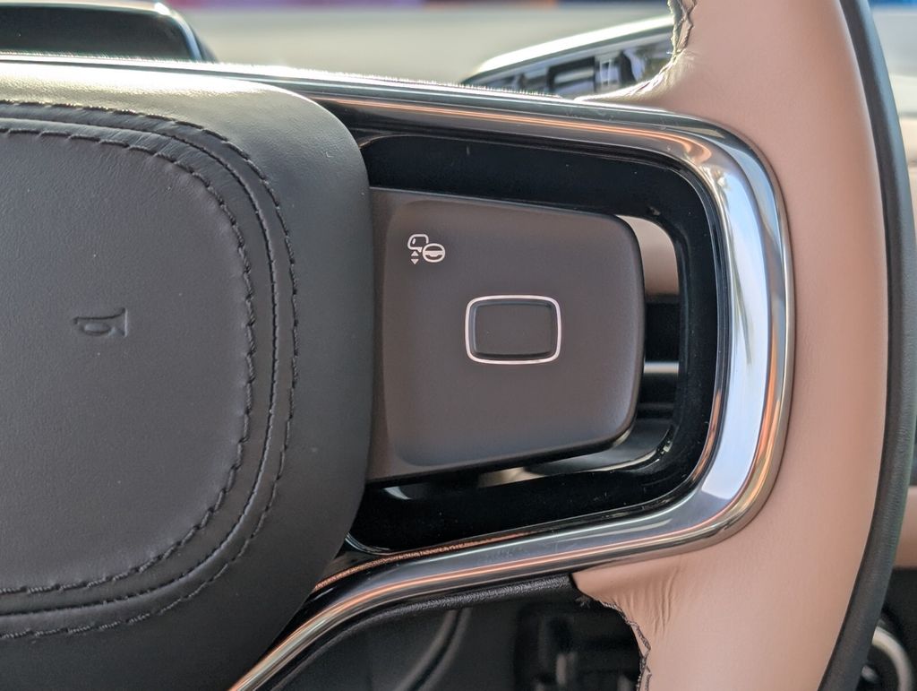 new 2026 Lincoln Navigator car, priced at $123,415