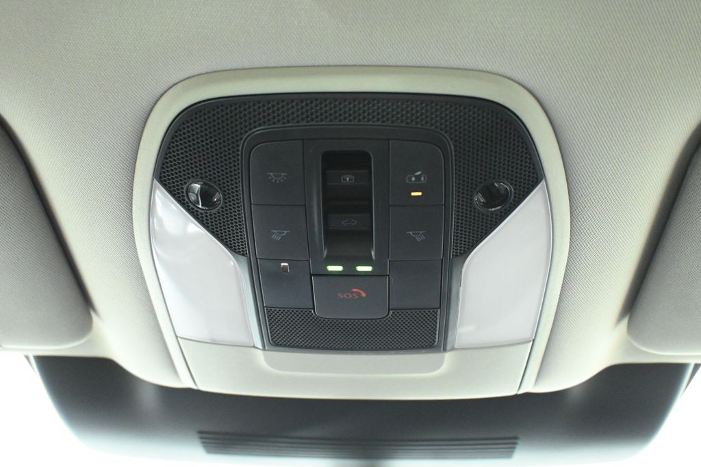 Thumbnail: 2026 INFINITI QX60 - 16