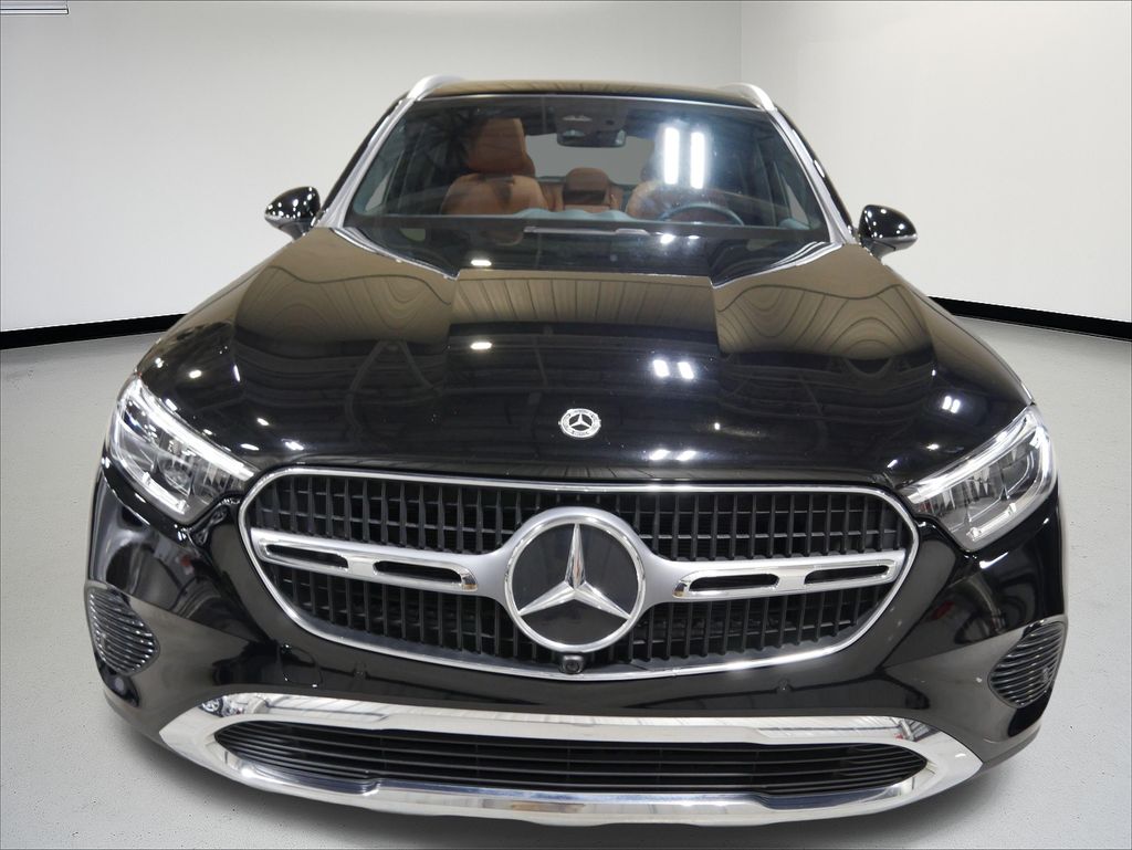 Thumbnail: 2023 Mercedes-Benz GLC - 8