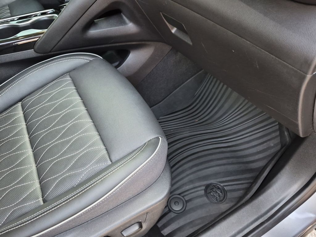 Used Car 2021 Buick Envision  Avenir For Sale Under $25,000 In Austin, Texas