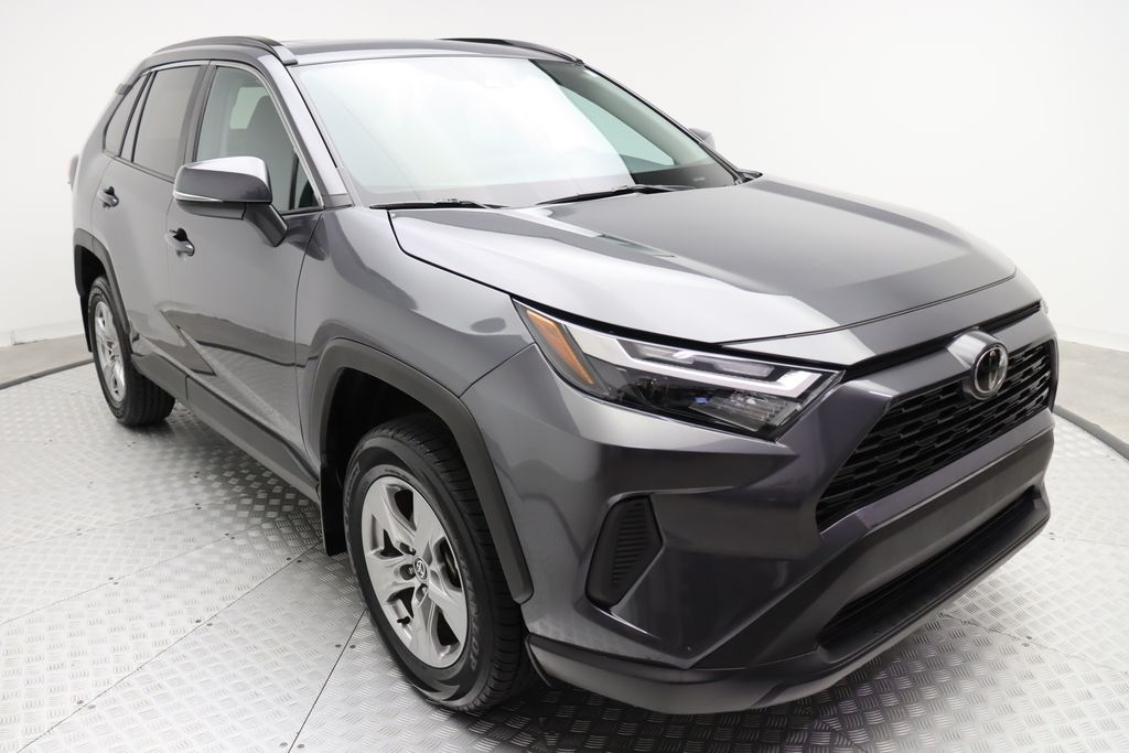 2024 Toyota RAV4 XLE 6