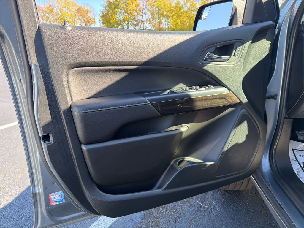 Thumbnail: 2022 GMC Canyon - 17