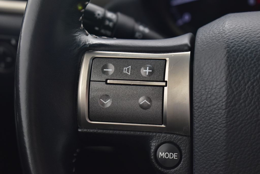 Thumbnail: 2015 Lexus GX - 16