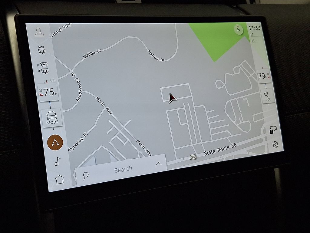 Thumbnail: 2025 Land Rover Discovery Sport - 19