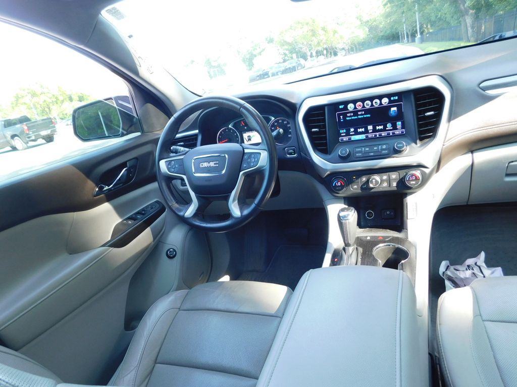 Thumbnail: 2017 GMC Acadia - 7