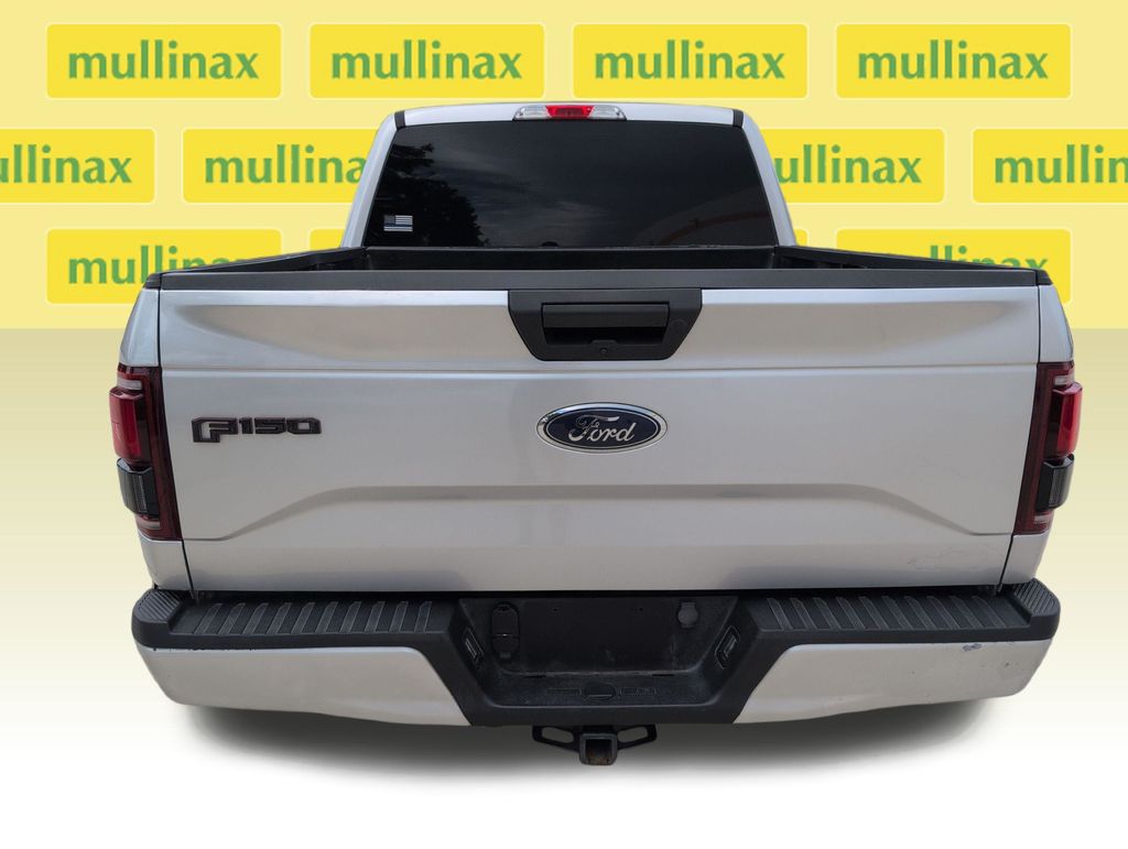 Used 2016 Silver Ford XLT image 28