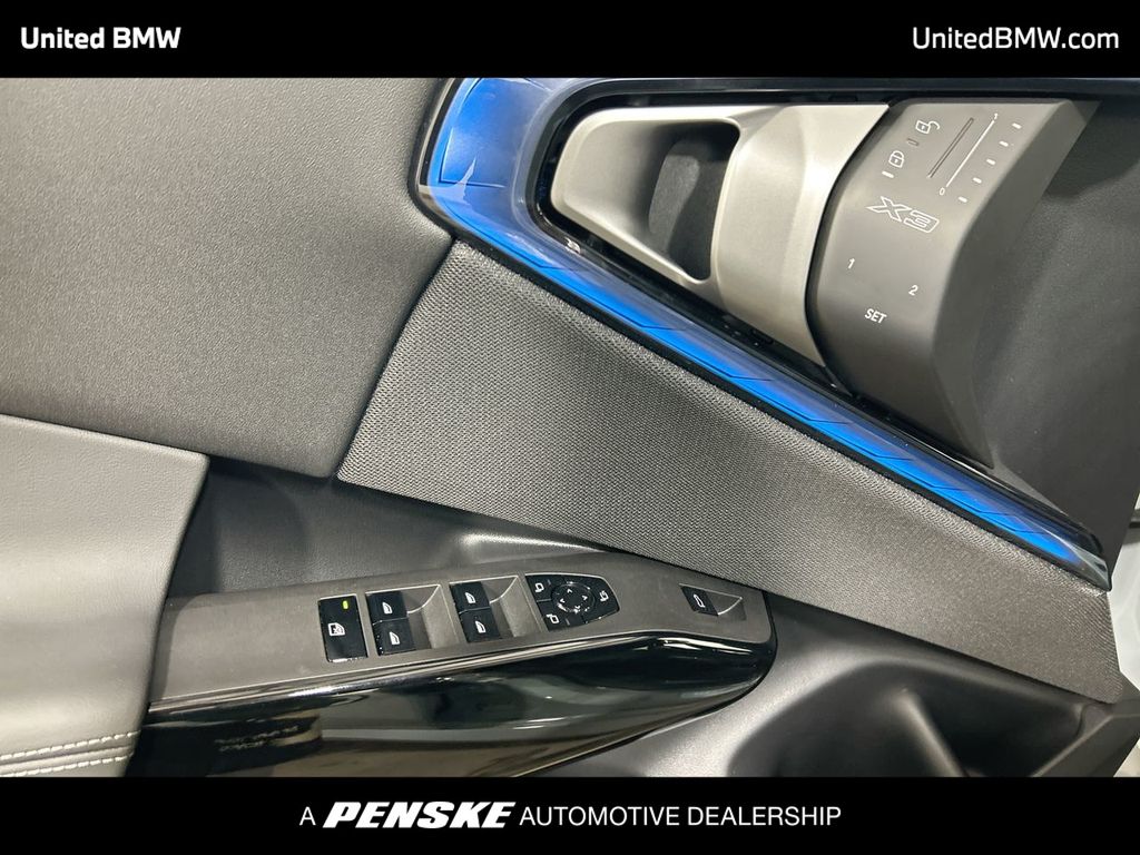 Thumbnail: 2026 BMW X3 - 11