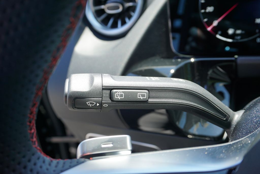 Thumbnail: 2026 Mercedes-Benz GLA - 28