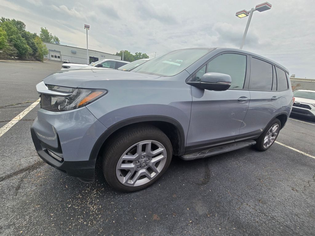 Used 2025 Gray Honda EX-L image 4