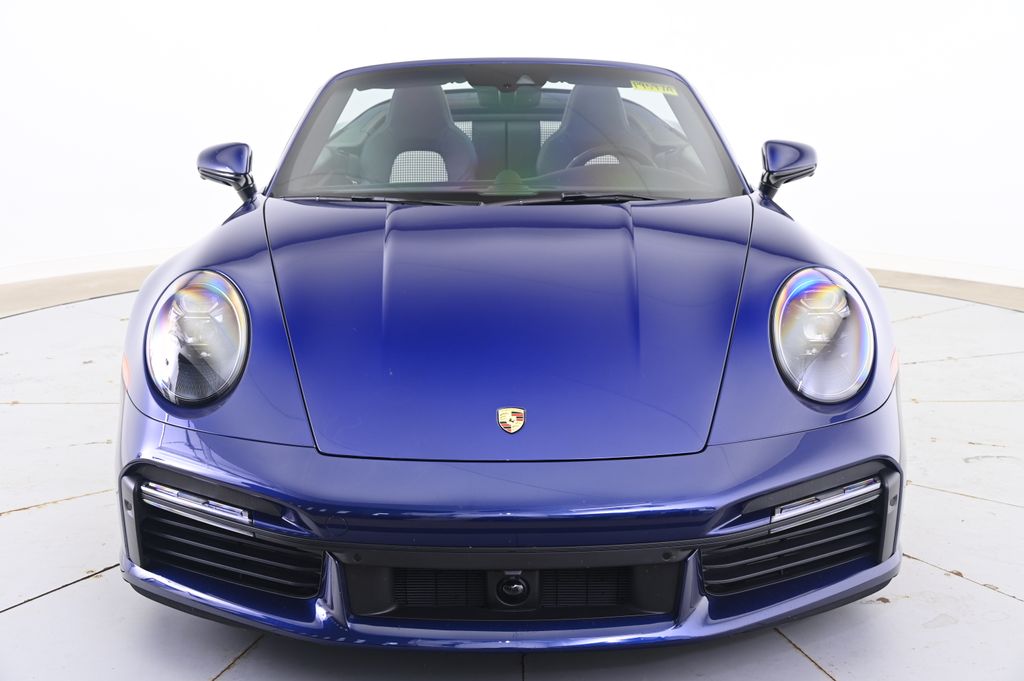 Thumbnail: 2024 Porsche 911 - 10