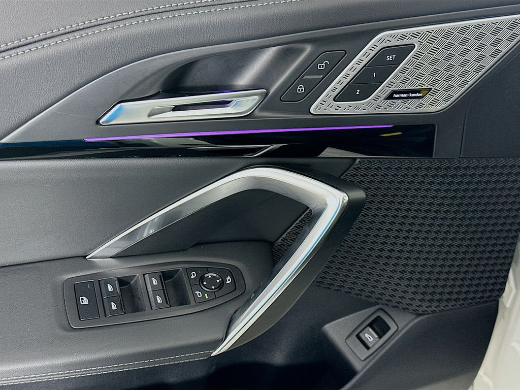 Thumbnail: 2024 BMW X1 - 18