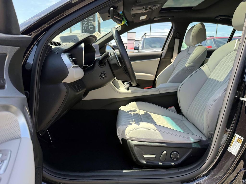 Used 2023 Genesis G70 Sedan