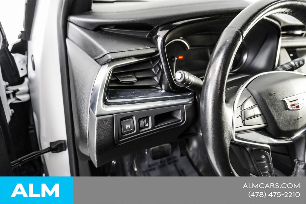 Used 2024 White Cadillac Premium Luxury image 29