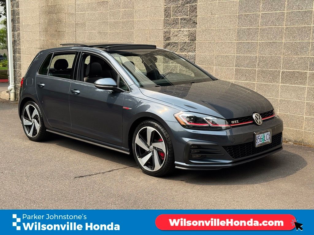 2018 Volkswagen Golf GTI 2.0T SE 4-Door FWD