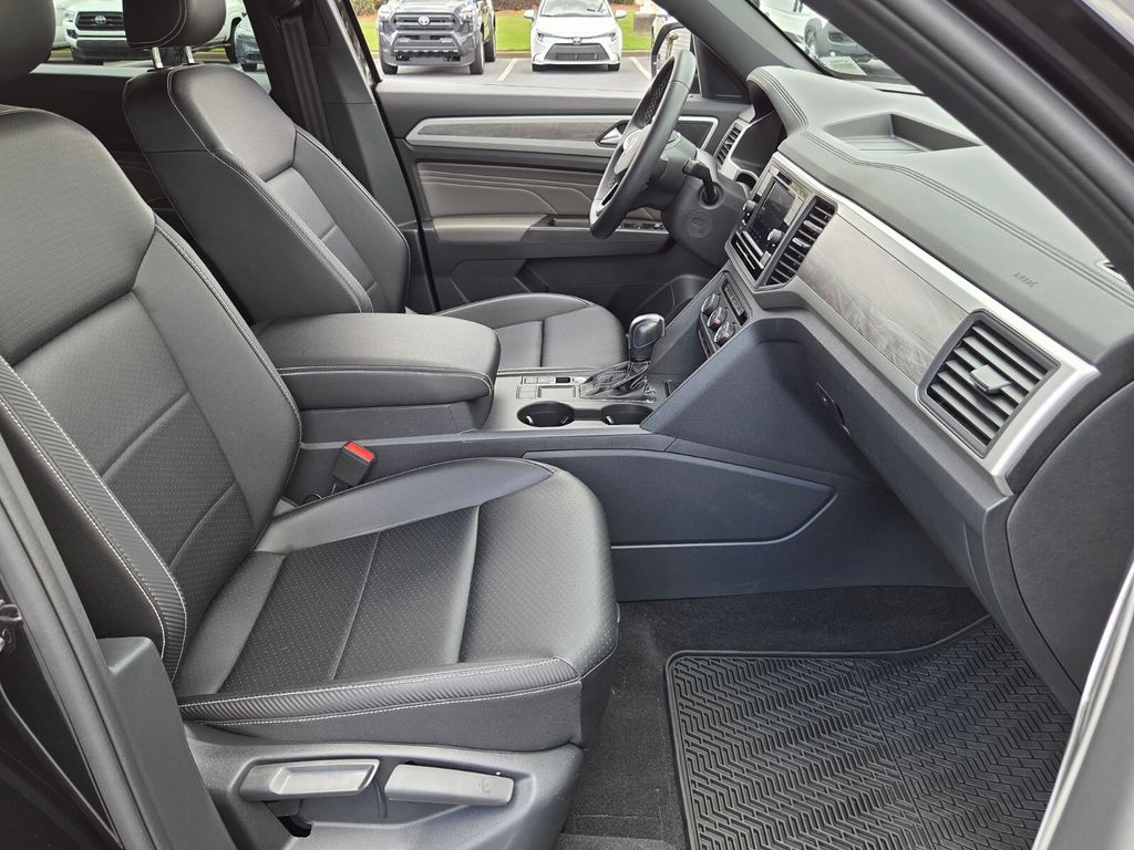 Used 2023 Volkswagen Atlas Cross Sport SUV