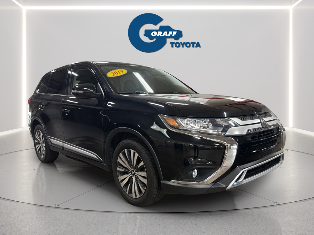 Used 2019 Mitsubishi Outlander SUV