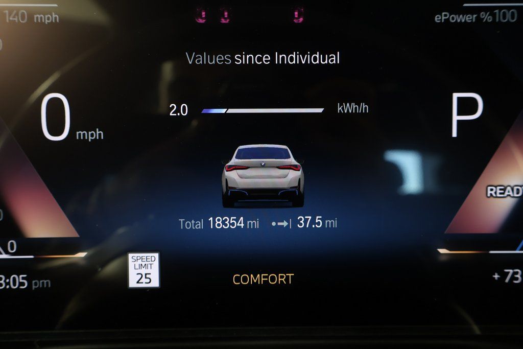 Thumbnail: 2023 BMW i4 - 17