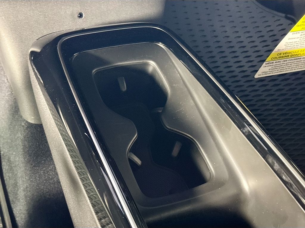 2025 Volkswagen ID.4 Pro