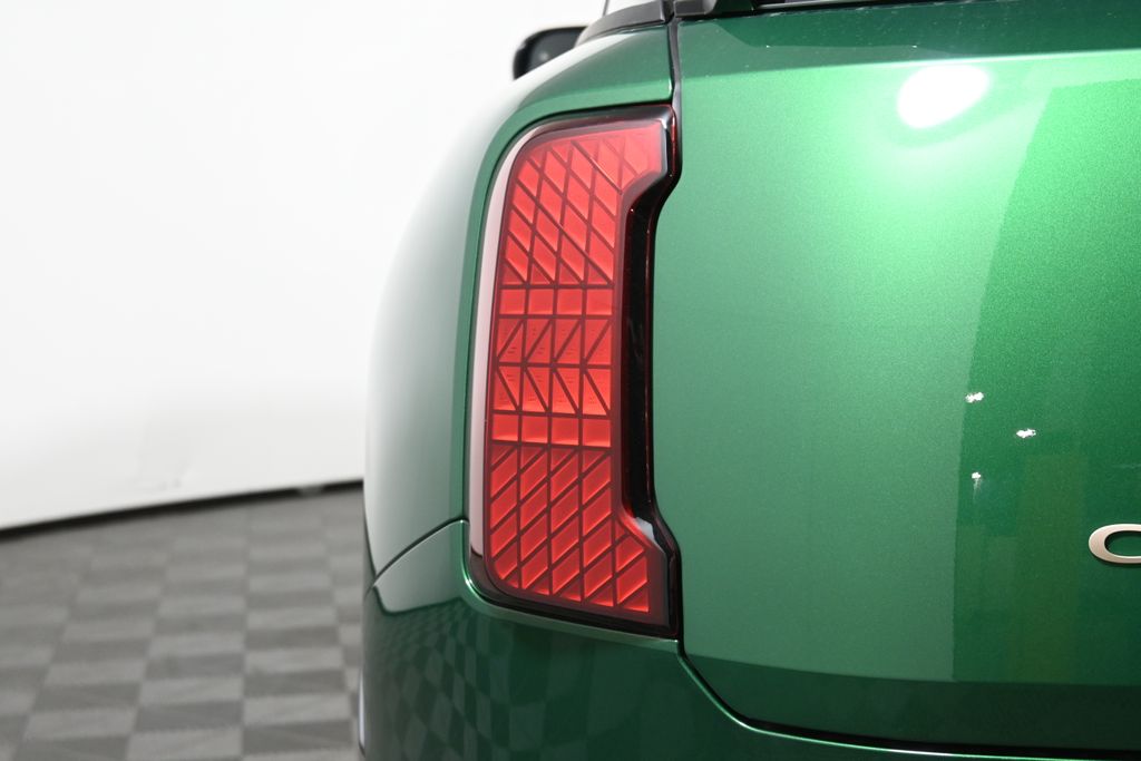 Thumbnail: 2025 MINI Cooper Countryman - 12