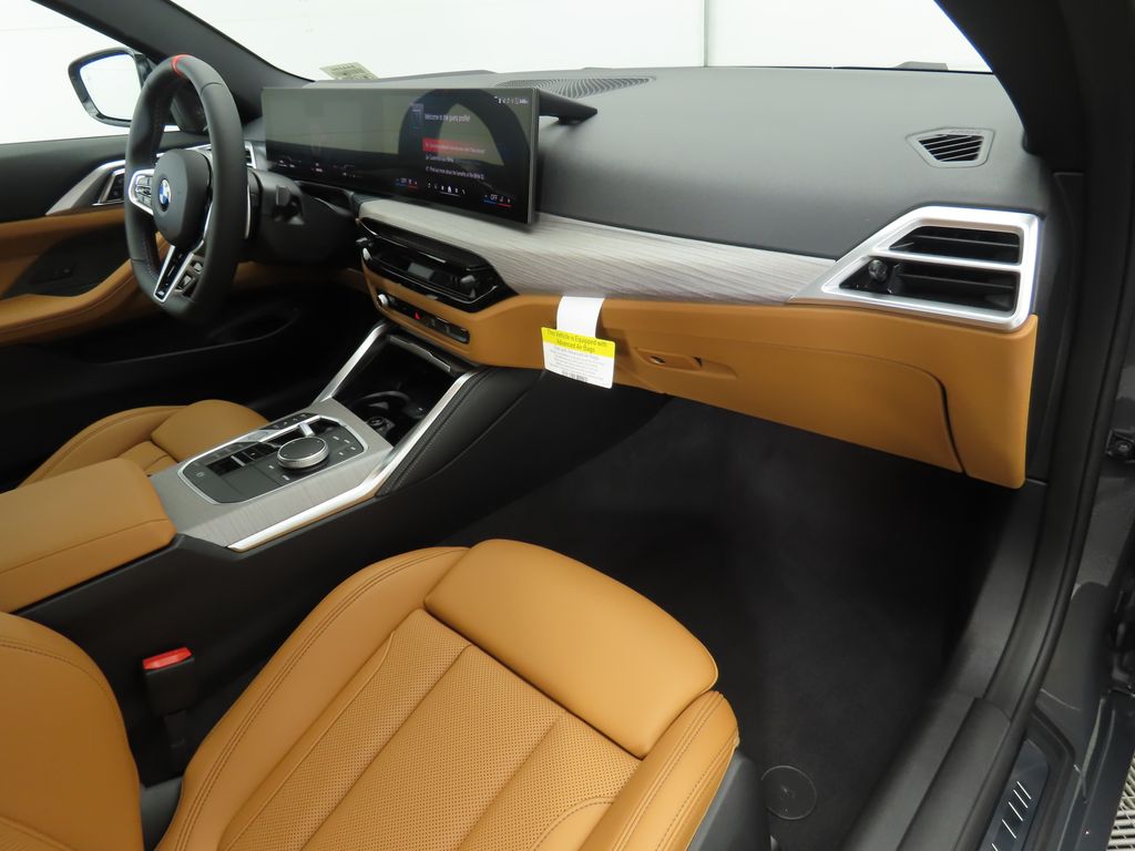 Thumbnail: 2026 BMW 4 Series - 16