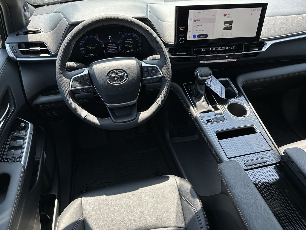 New 2026 Toyota Sienna Van