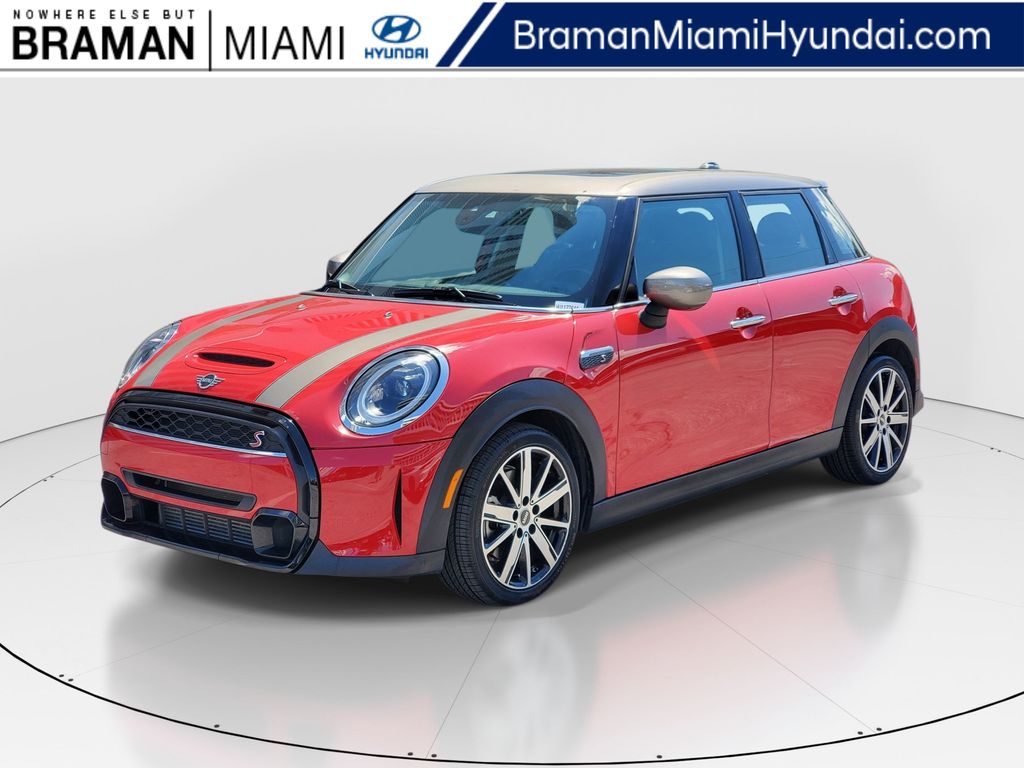 Chili Red 2024 MINI Cooper S 4-Door Hatchback FWD Hatchback Front-Wheel Drive 7-Speed Automatic