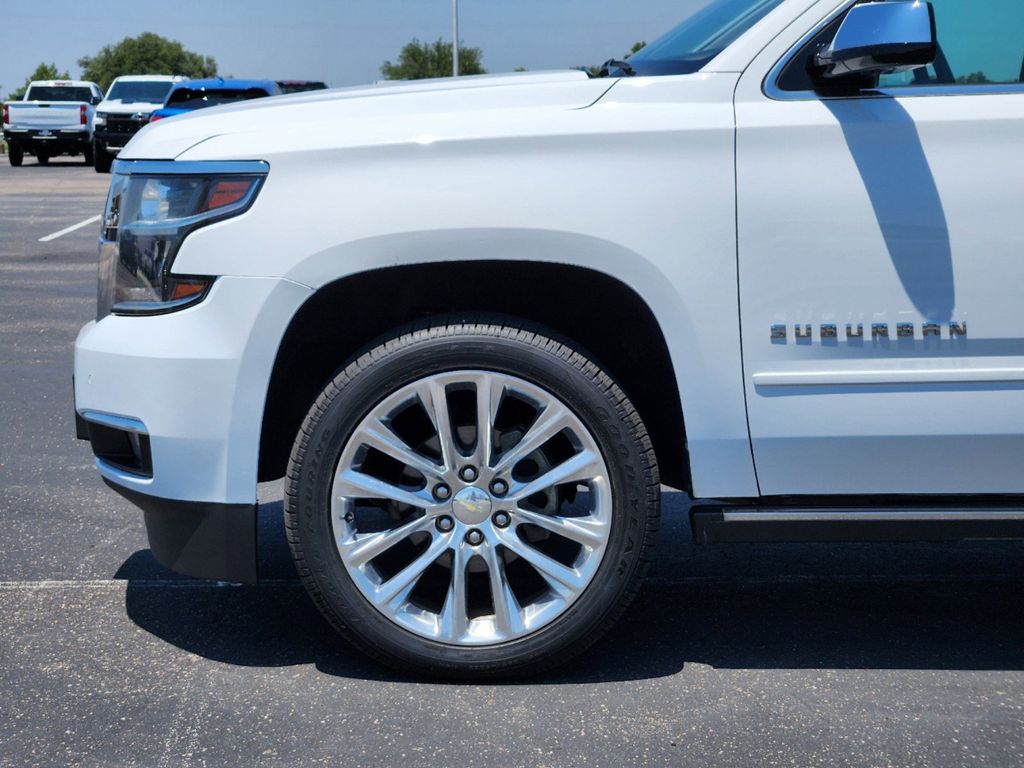 2019 Chevrolet Suburban Premier 8