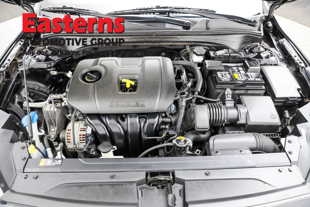 Used 2022 Black Kia GT-Line image 7