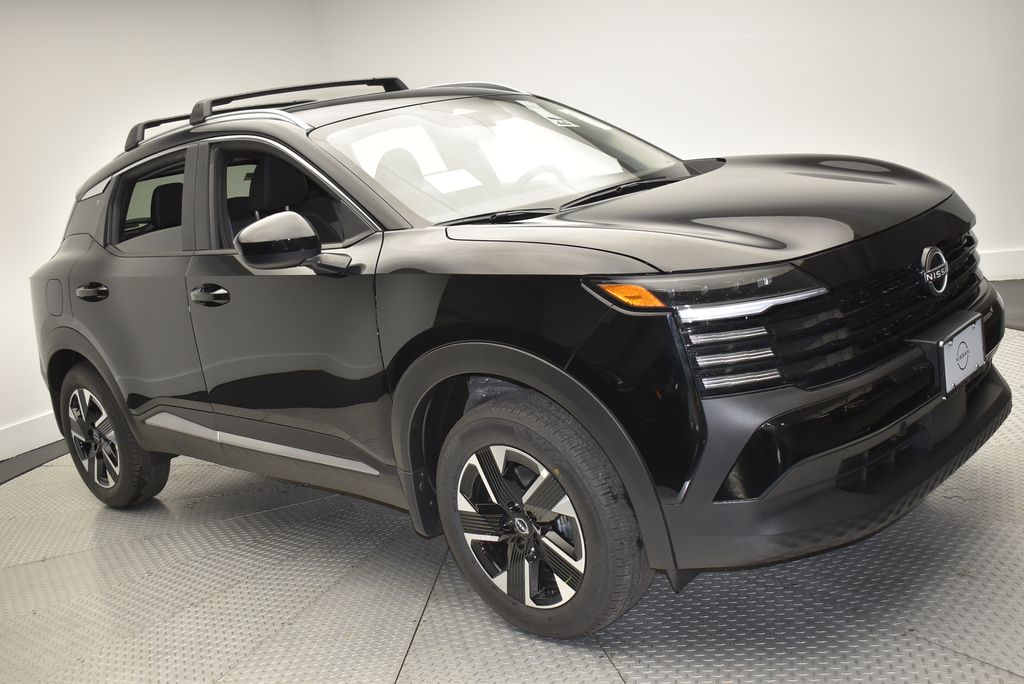 Thumbnail: 2026 Nissan Kicks - 3