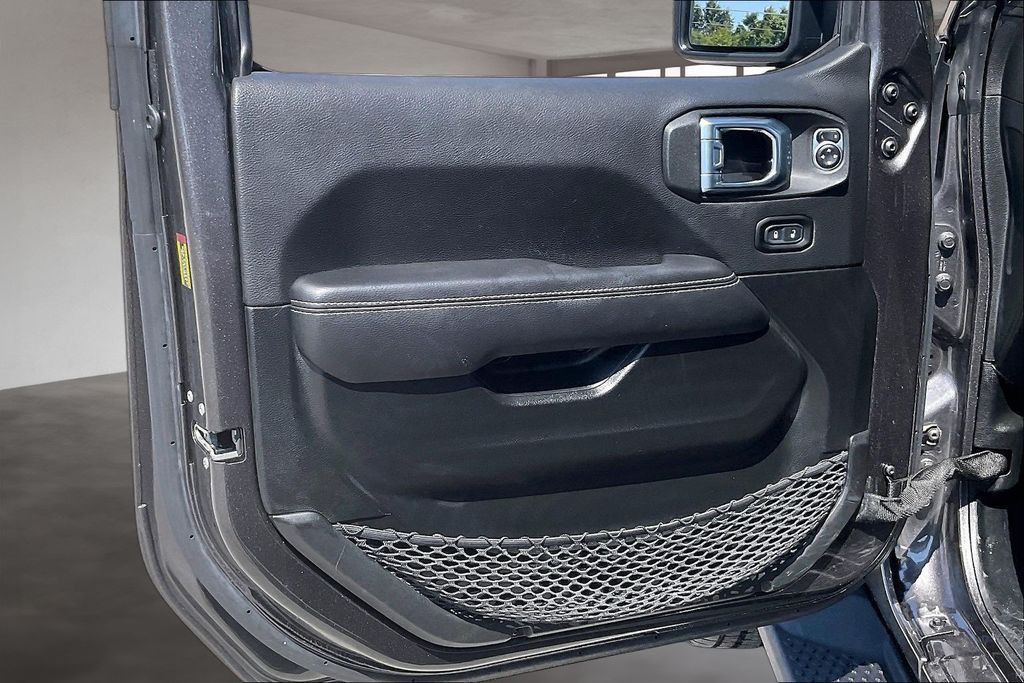Used 2023 Jeep Wrangler SUV